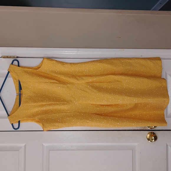 Gabby Skye Dresses & Skirts - Gabby Skye  yellow spring graduation wedding church  pocket dress Sz 12